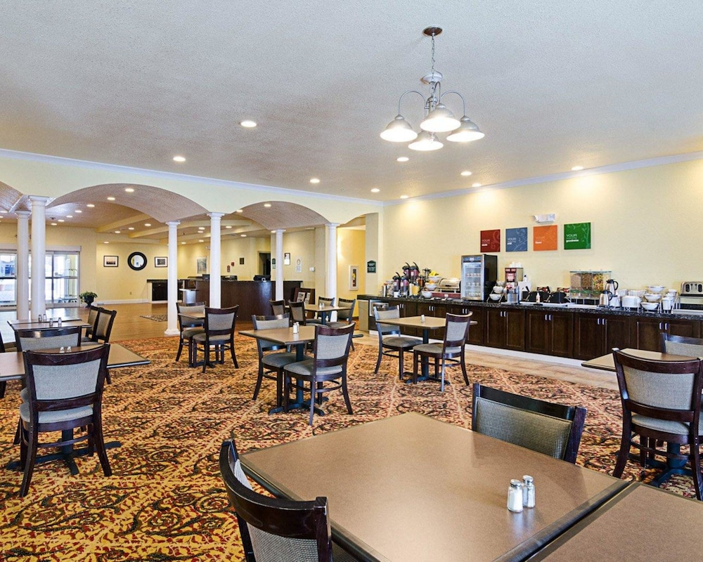 Comfort Inn Suites Orange Montpelier 40/55