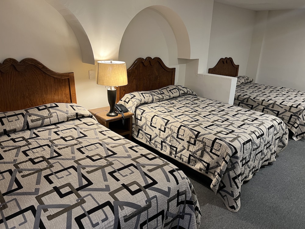 Hotel Villas del Bosque 4/27