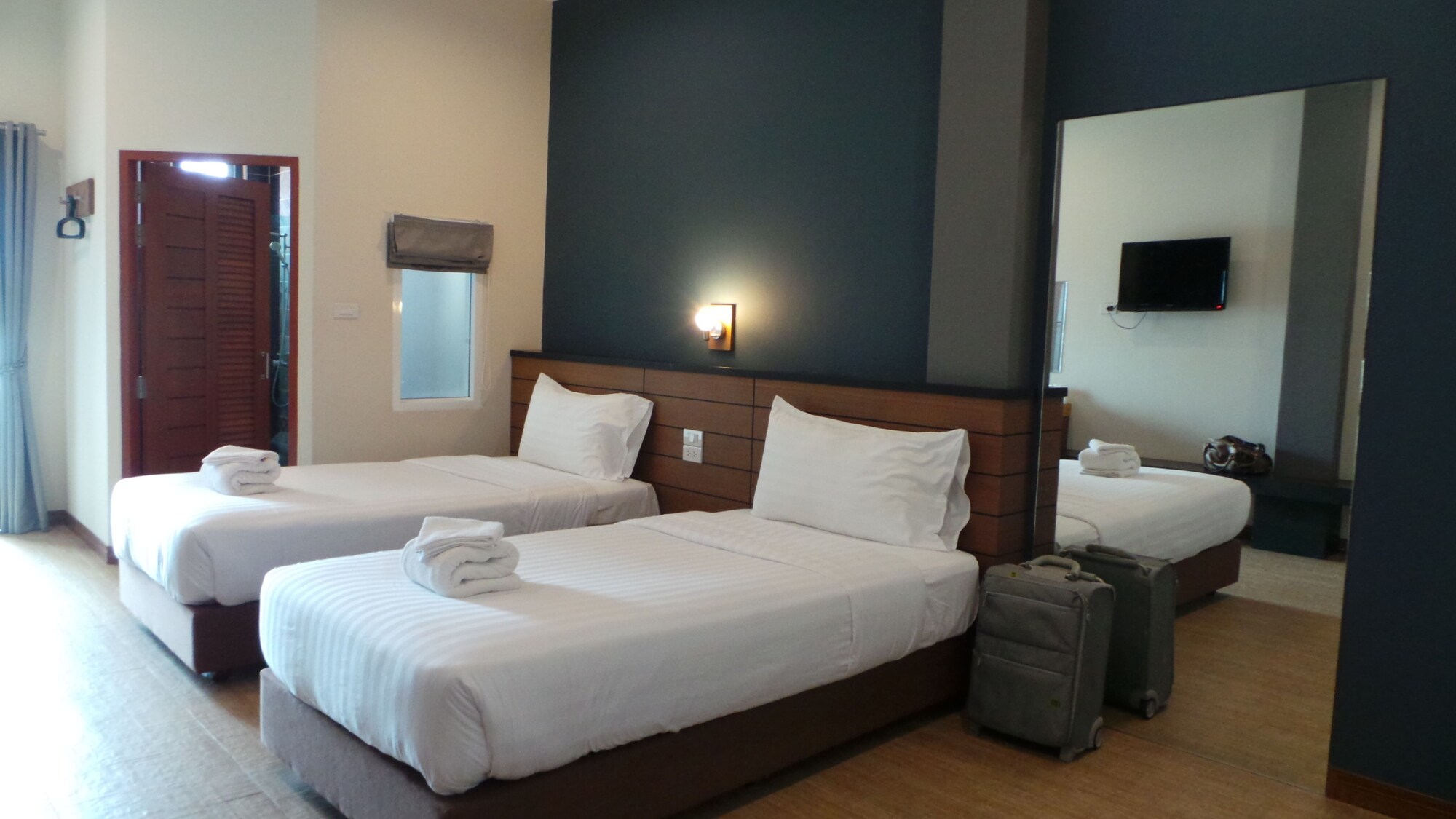 Superior, Twin Beds