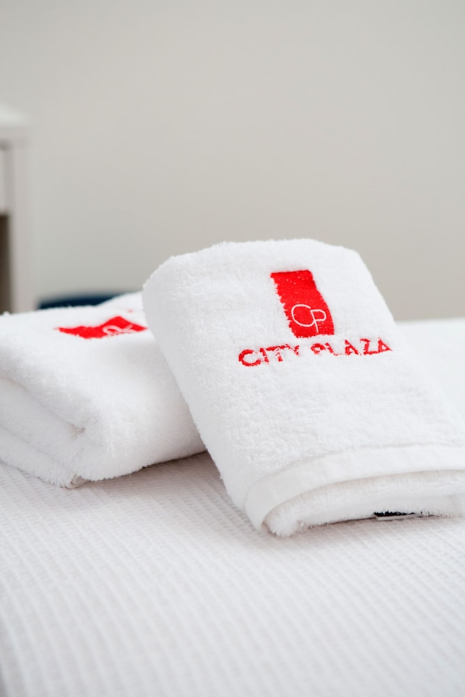 City Plaza Apartments and Rooms 30/49