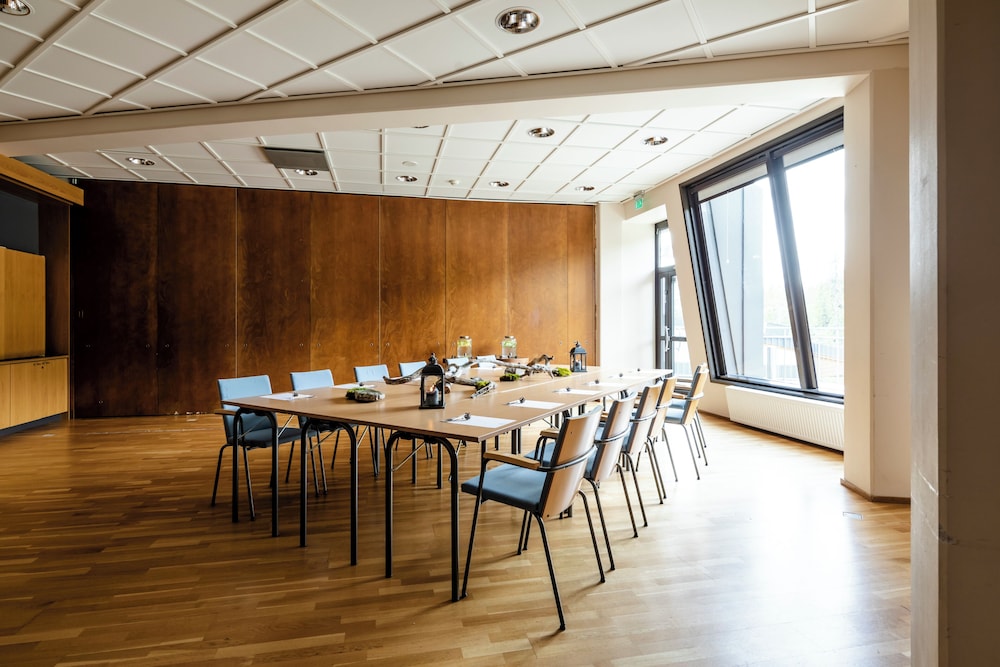 Lapland Hotels Saaga 43/53