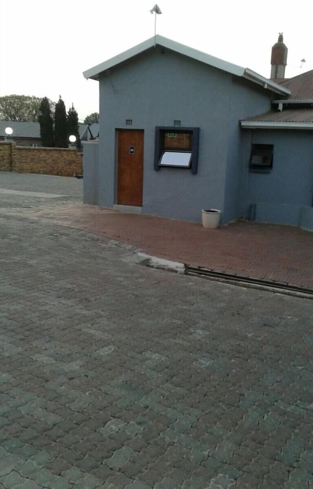 Central Lodge Hotels (ex. Country City Lodge) 21/25