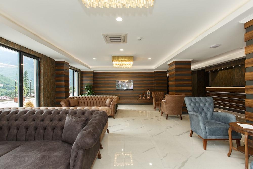 Grand Mela Hotel 19/29