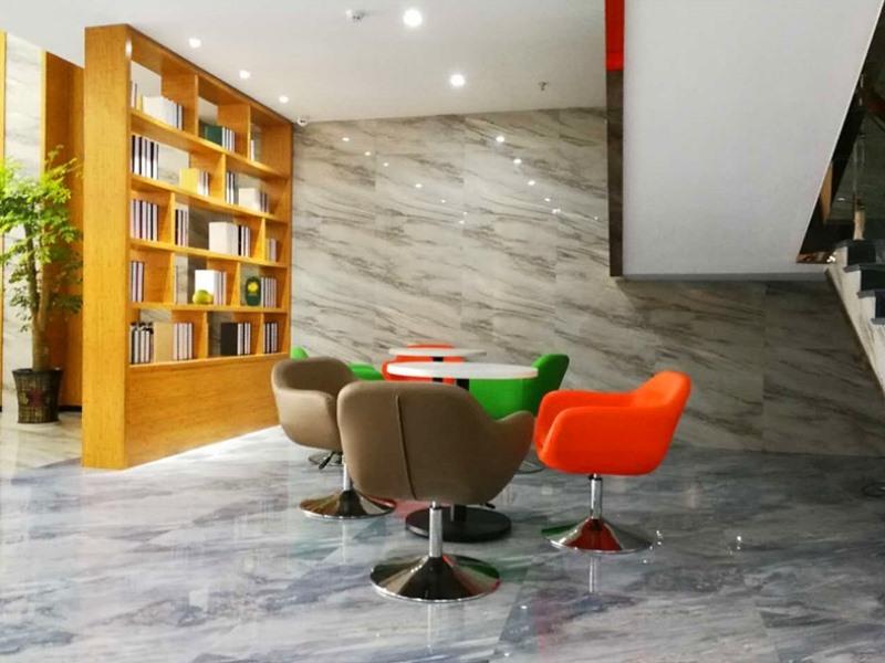 GreenTree Inn YingTan Xinjiang New District Municipal Government Yizhong Hotel 16/29