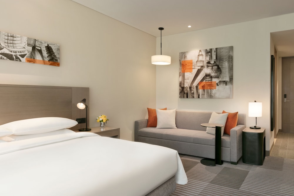 Hyatt Place Shanghai Tianshan Plaza 12/45