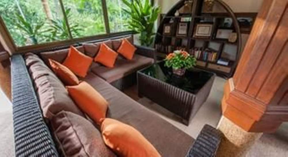 PINNACLE SAMUI RESORT 25/48