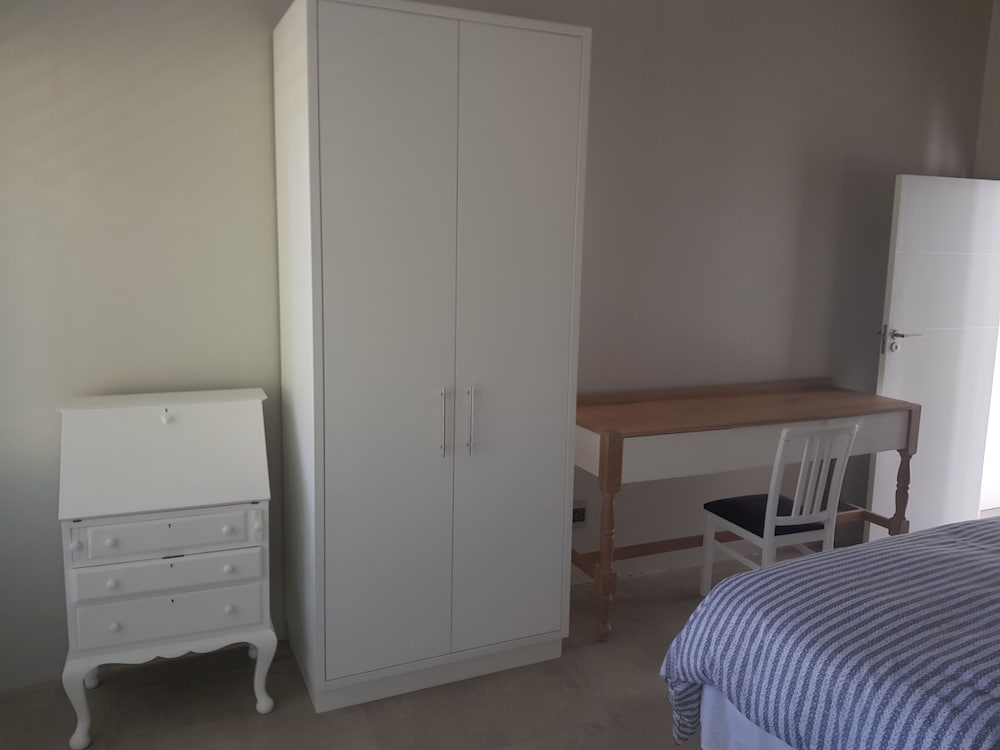 Umhlanga Lodge - Adults Only 13/43