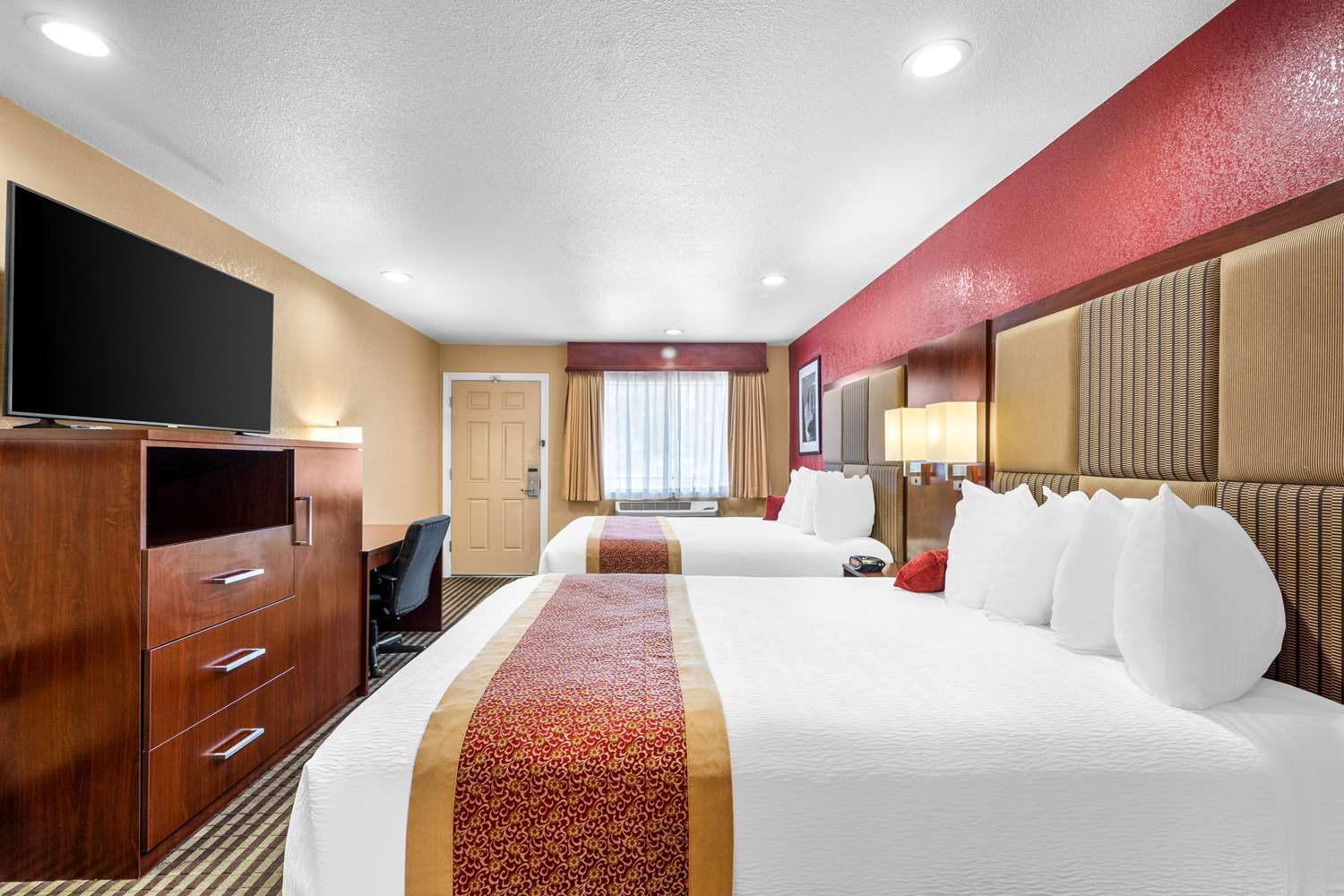 Room, 2 Queen Beds