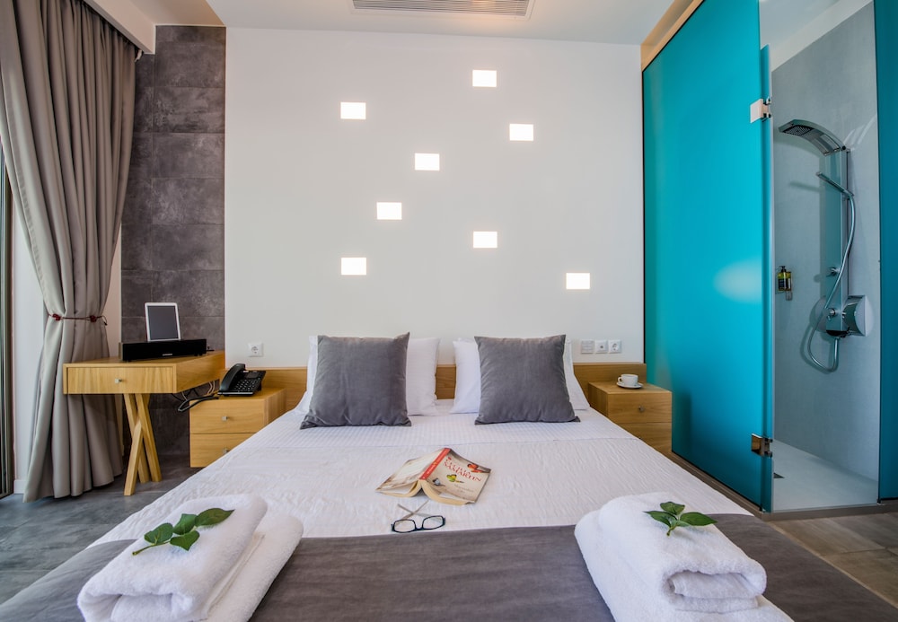 Lilium Village Hotel 8/50