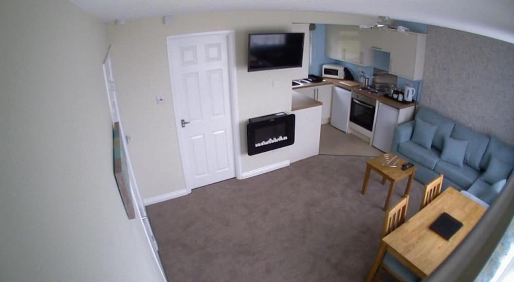 Sandaway Beach Holiday Park 35/50