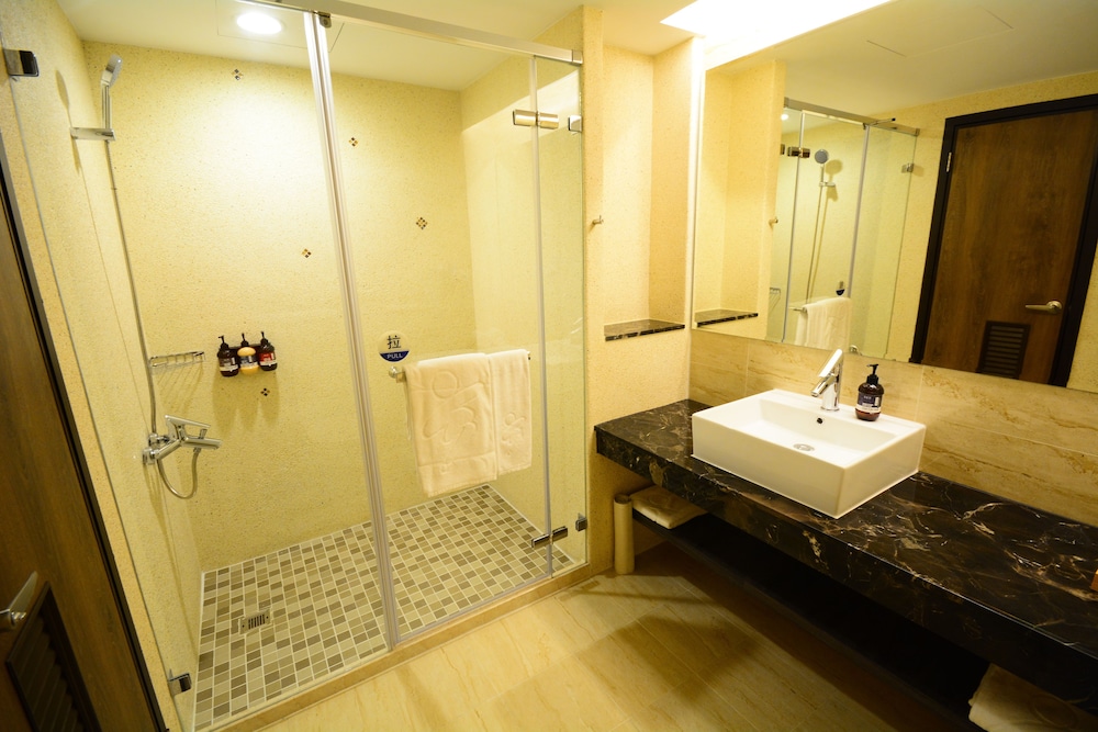 Hoya Resort Hotel Kaohsiung 13/70