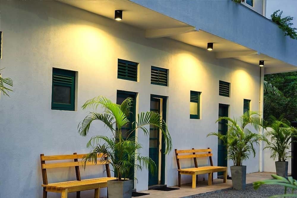 Colombo Beach Hostel photo1