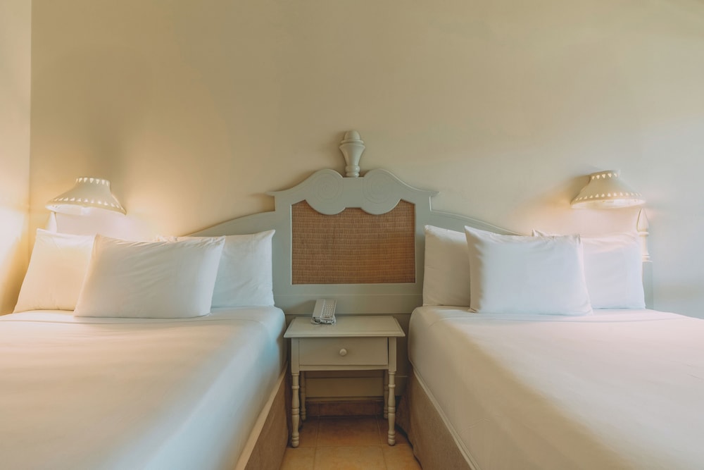 Iberostar Waves Costa Dorada 16/50