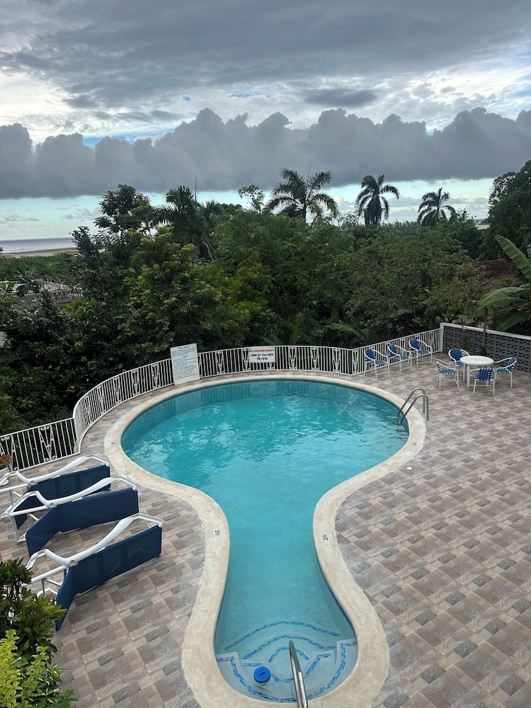 Palm View Guesthouse and Conference Centre 32/42