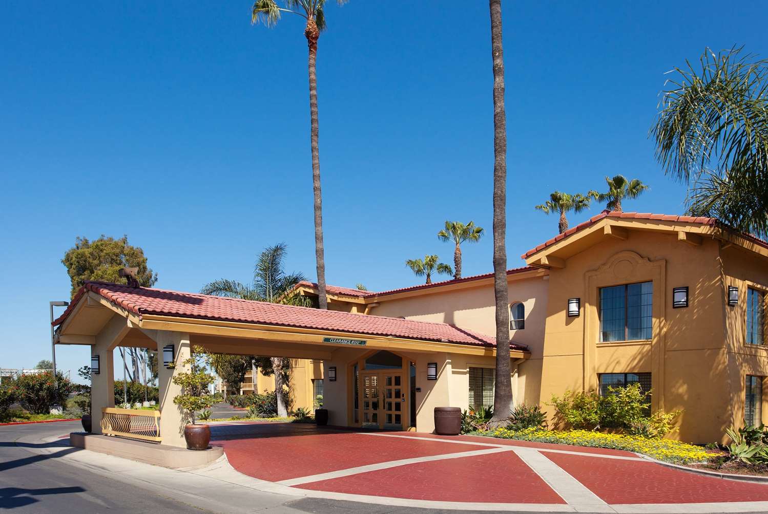 La Quinta Inn by Wyndham Costa Mesa / Newport Beach 1/23
