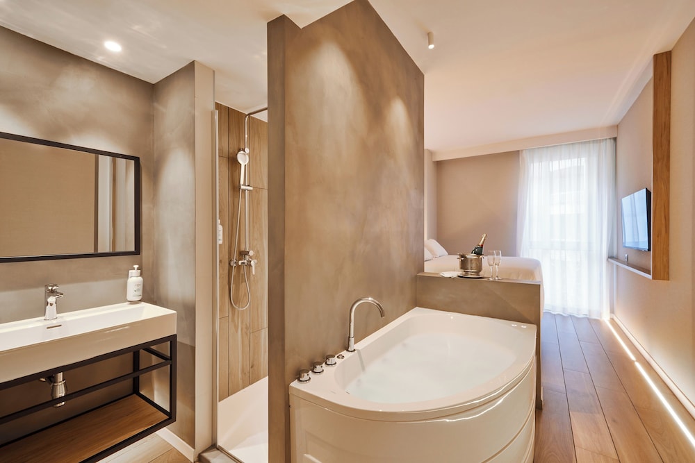 Barcelona Century Hotel 51/51