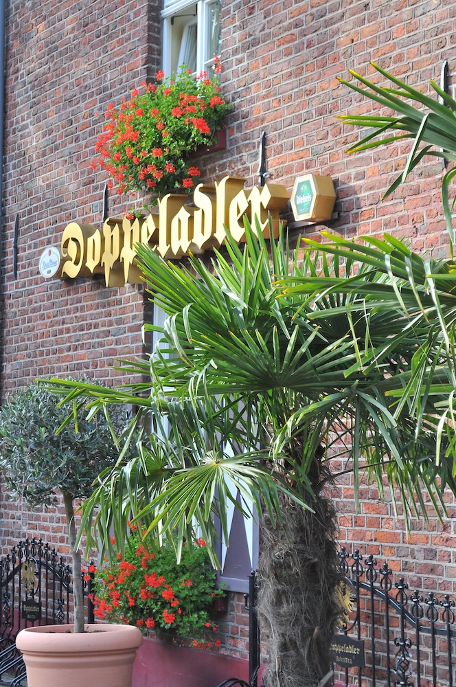 Hotel- Restaurant Doppeladler 45/50