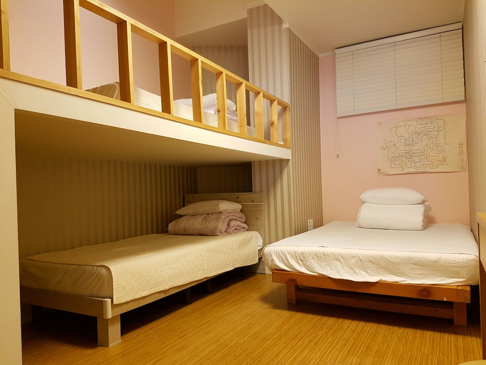 MAMA GUEST HOUSE 23/67