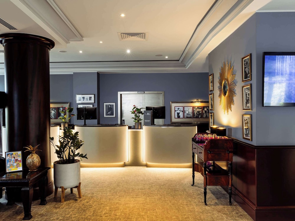 lobby