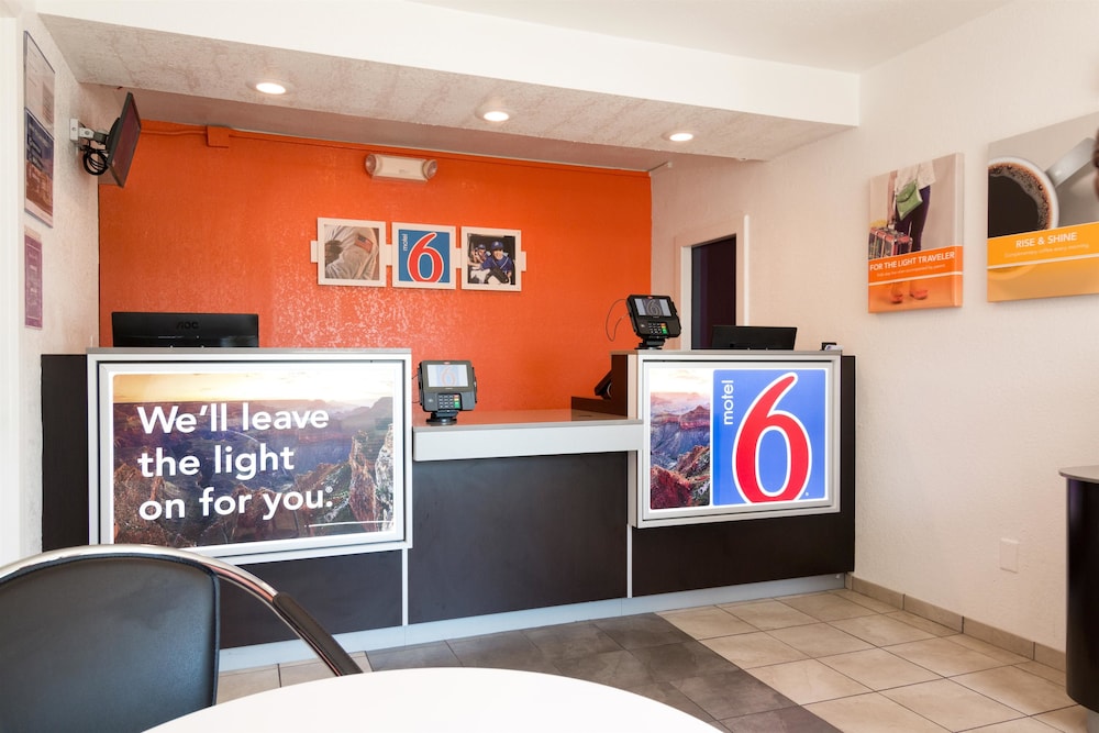 Motel6 Longview, TX 6/64