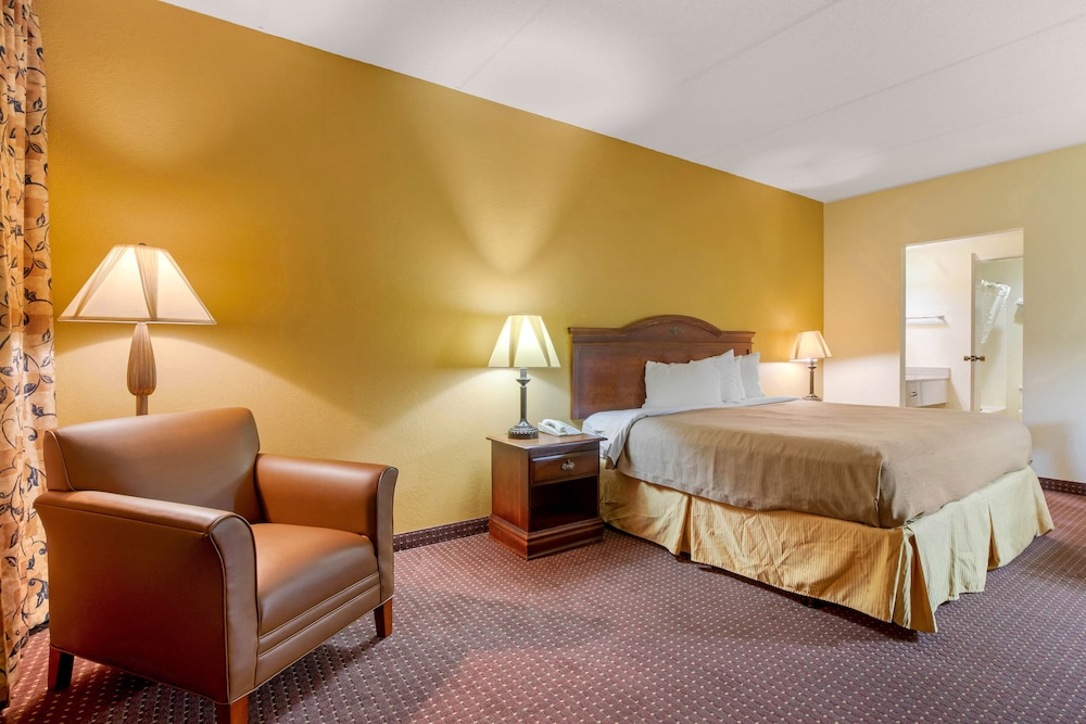 Suburban Extended Stay Warner Robins 25/35