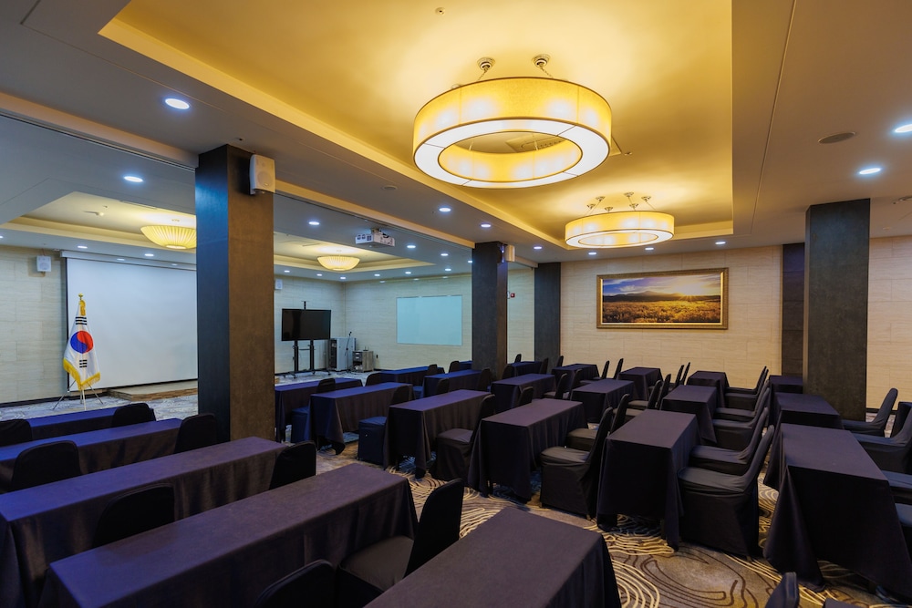 Sea Cliff Hotel Jeju 57/69