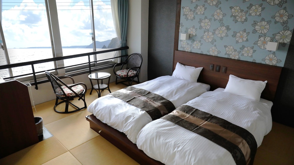 Spa Resort Ryugu No Tsukai 11/64