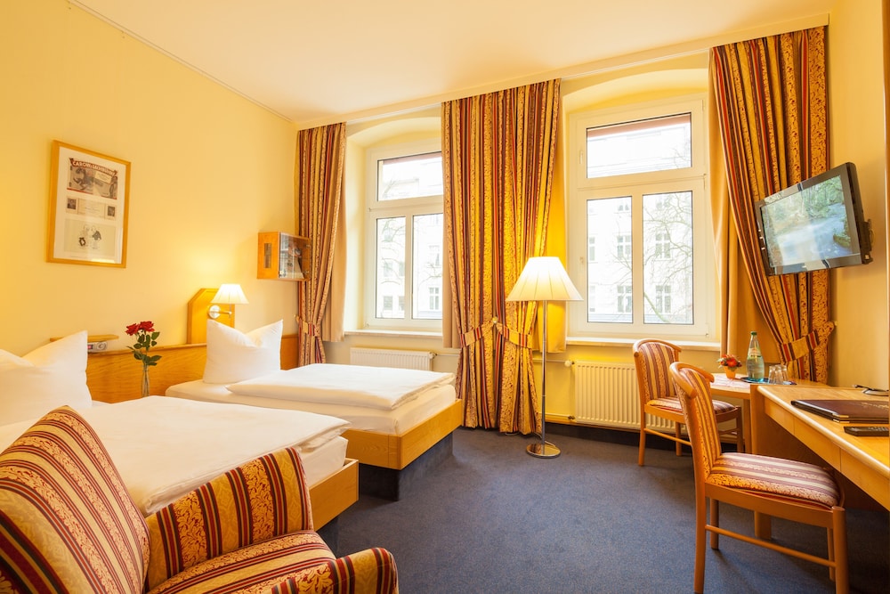 غرفة قياسية بسرير مزدوج بإطلالة على المدينة، Hotel Kastanienhof Berlin 2/8
