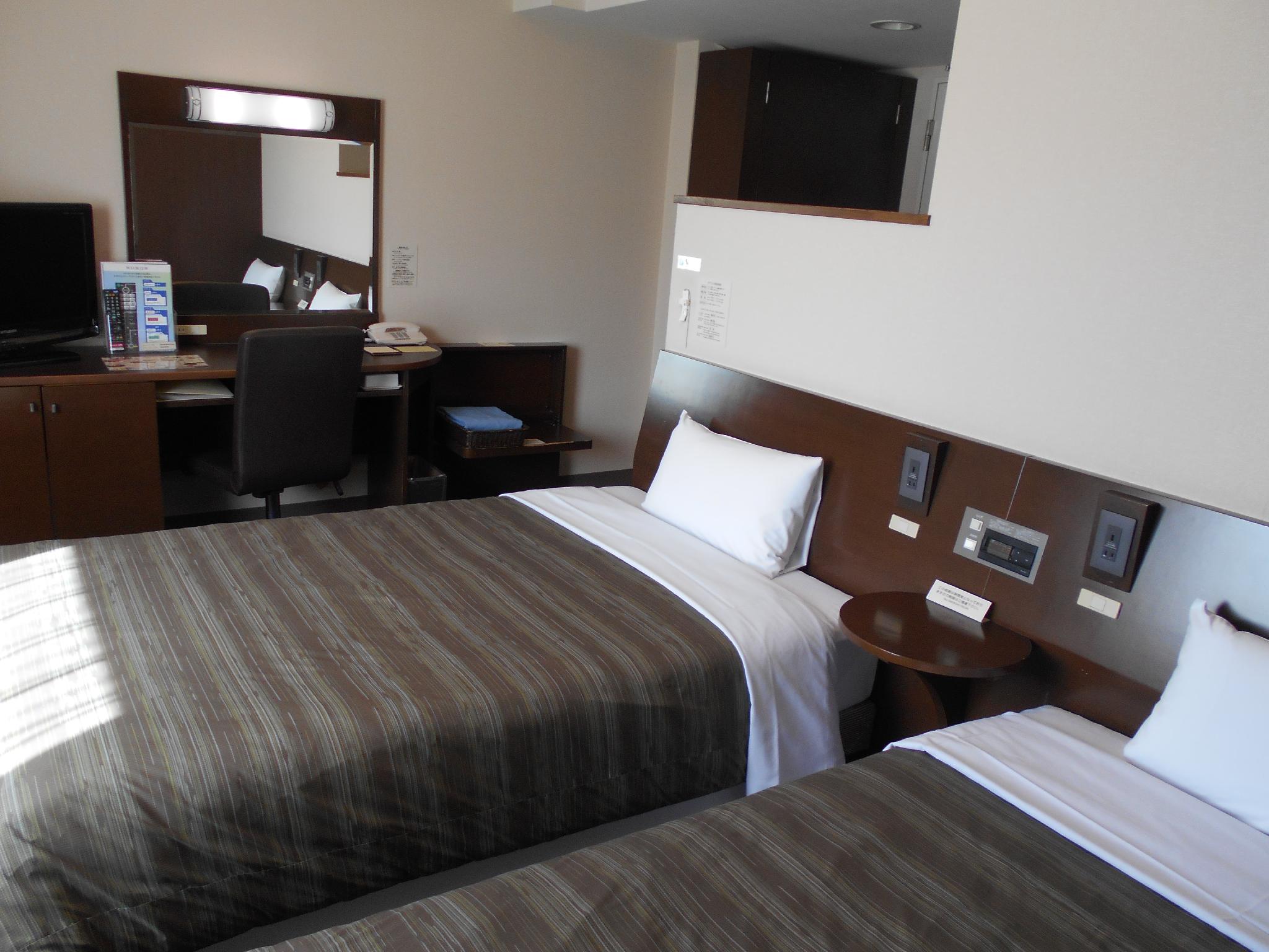 Comfort, Twin Beds, Smoking Type Not Guaranteed