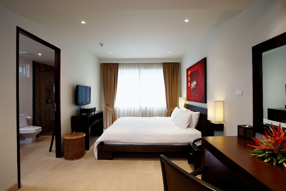 Selina Serenity Rawai Phuket 25/50