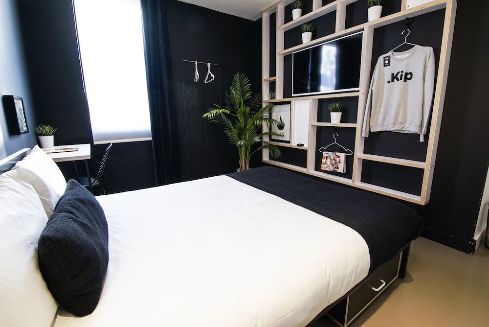 Kip Hotel 24/67