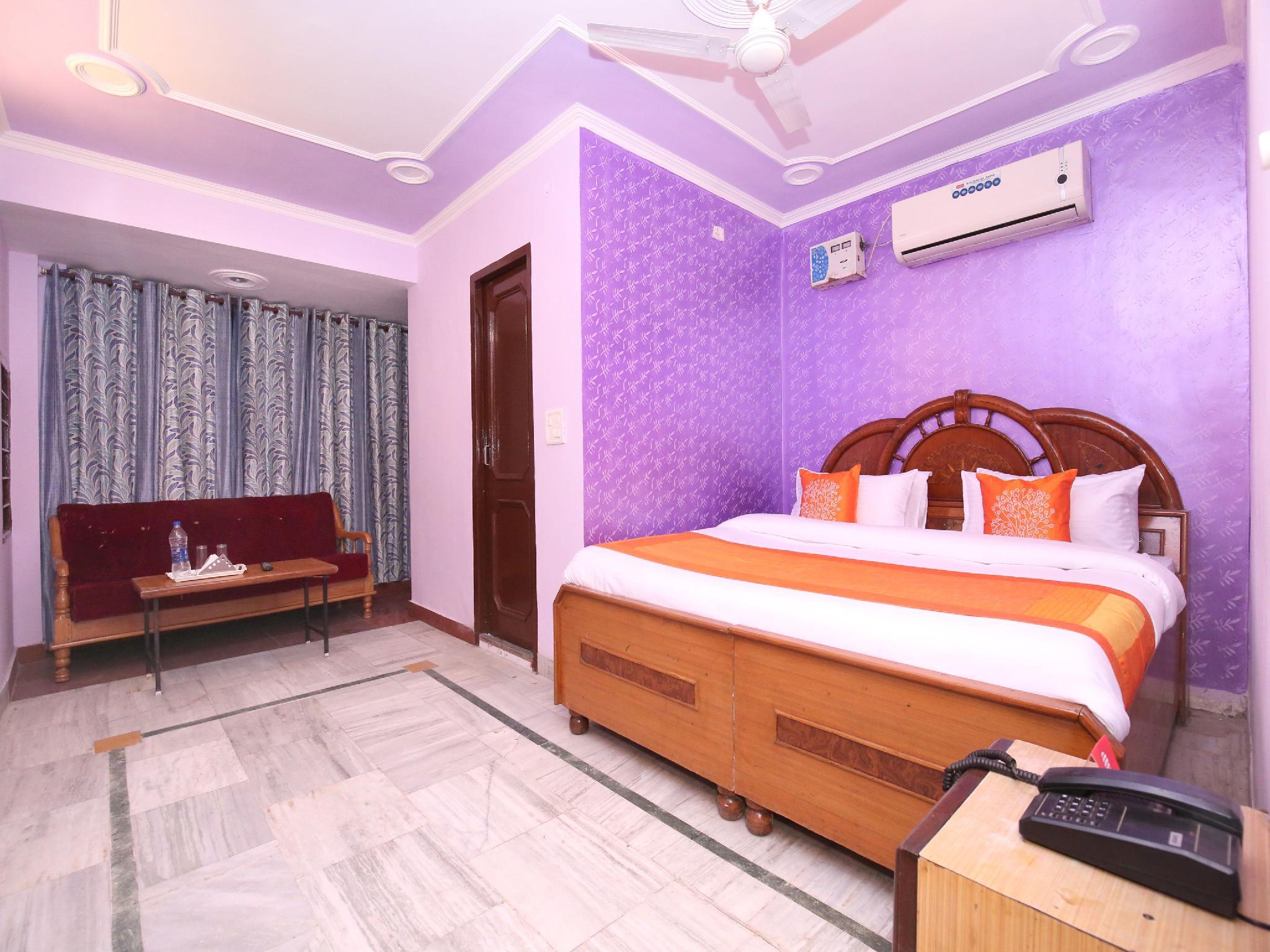 Oyo 10384 Hotel Rajesh Palace 19/30