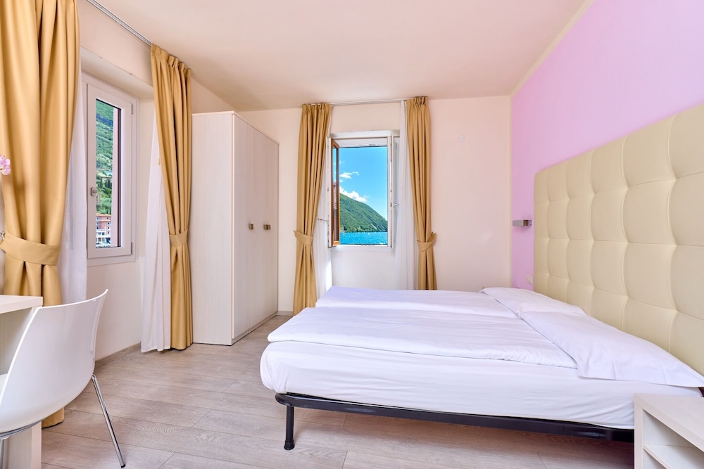 Hotel Geier 7/48
