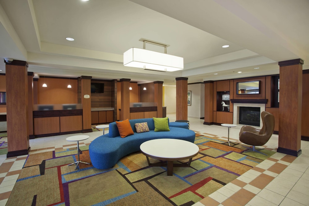 Fairfield Inn & Suites Detroit Metro Airport Romulus 15/22