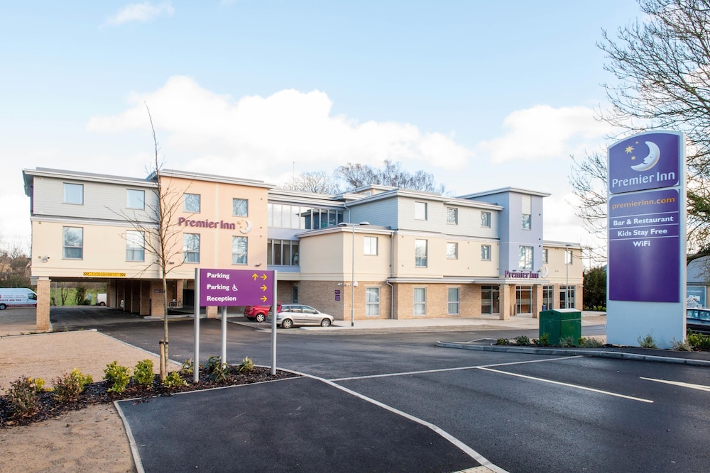 Premier Inn Witney 41/46
