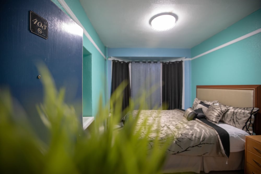 Hotel Sunnyside 26/52