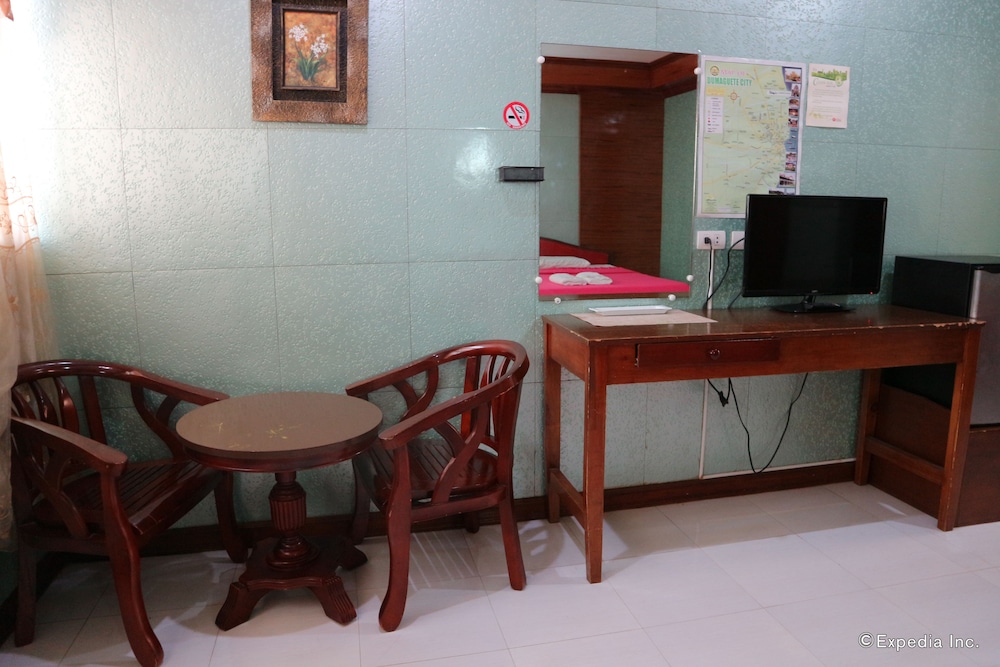 Obdulia's Business Inn 13/21