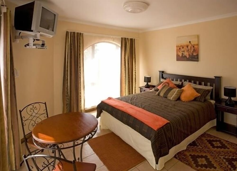 Bizafrika Guest Lodge &amp; Conference Center 15/50