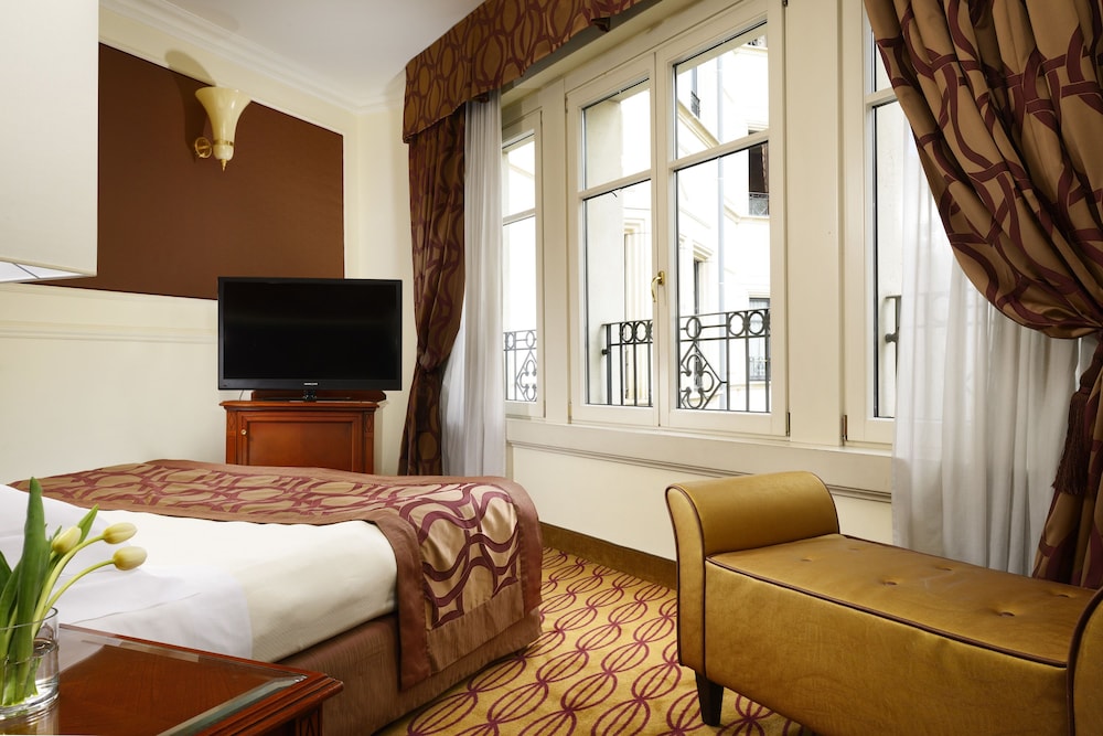 Grand Visconti Palace Hotel 35/75