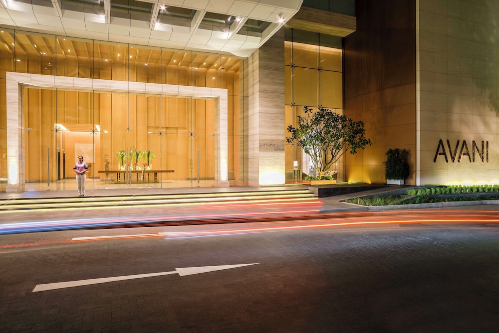 Avani Riverside Bangkok Hotel 32/72