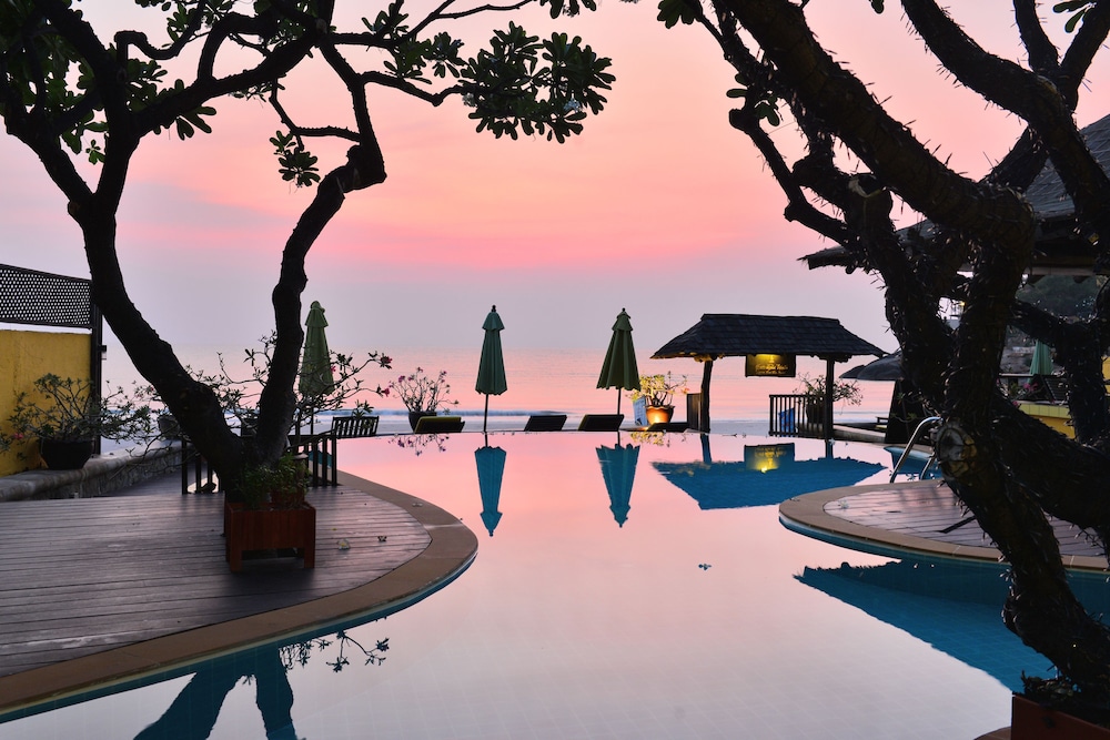 Supatra Hua Hin Resort 17/50