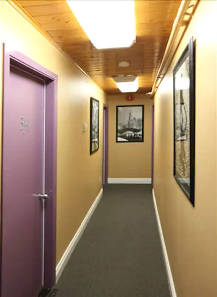 Anchorage Downtown Hotel 21/34