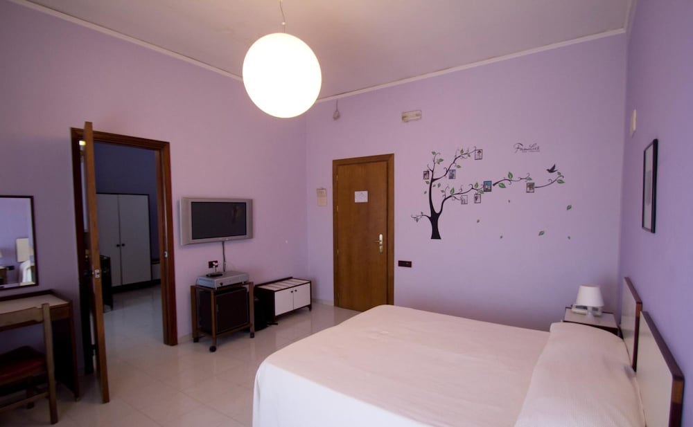 Hotel Ristorante Carosello 10/50