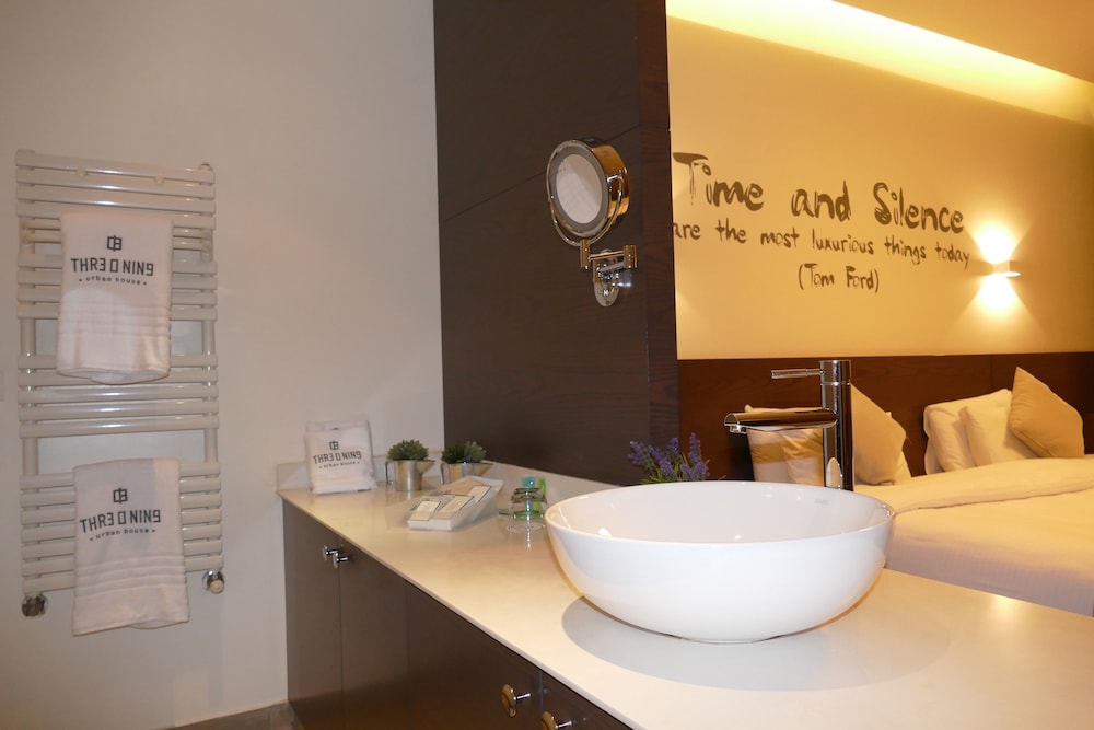 Three O Nine Hotel 49/50