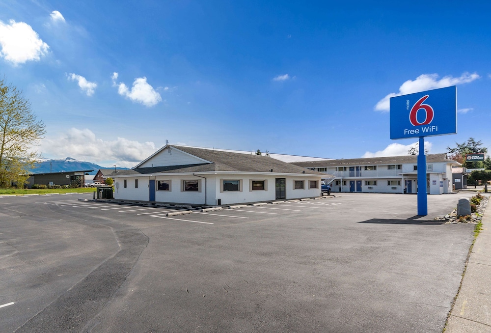 Motel6 Burlington, WA 39/45