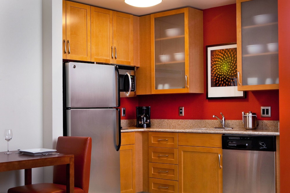 RESIDENCE INN SYRACUSE DOWNTOWN AT ARMORY SQUARE 8/50