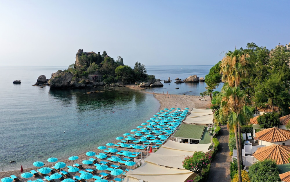 La Plage Resort 94/99