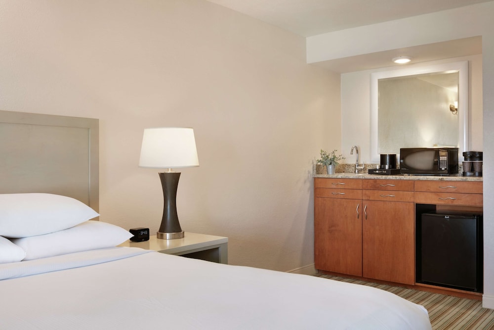 Embassy Suites by Hilton San Juan Hotel & Casino 7/41