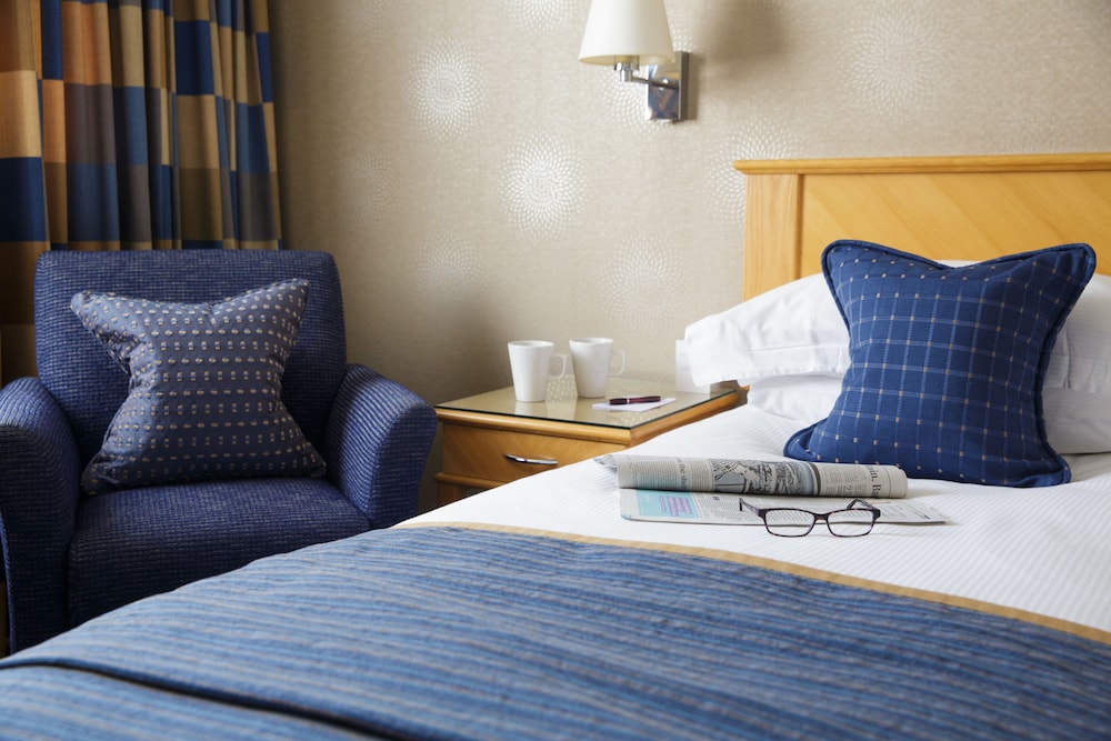 Pomme D'or Hotel 9/30