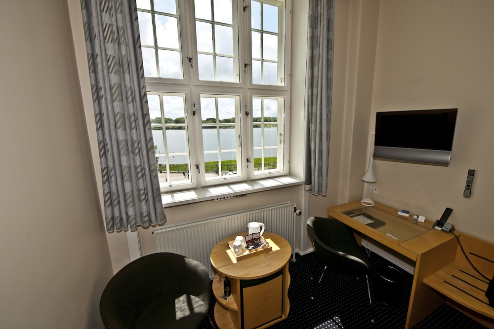 Hotel Koldingfjord 36/45